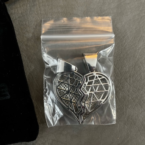 Hello Ice Heart Shaped Pendants (2 Piece set) - Picture 3 of 5